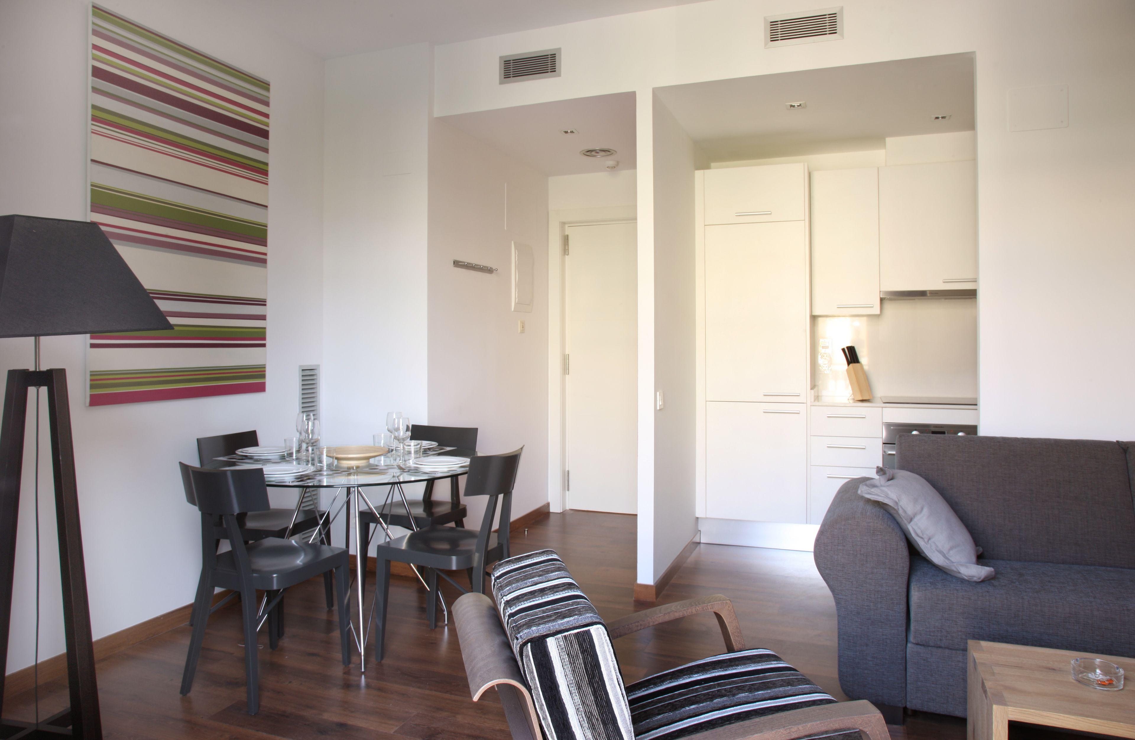 Mh Apartments Suites — Photos 1